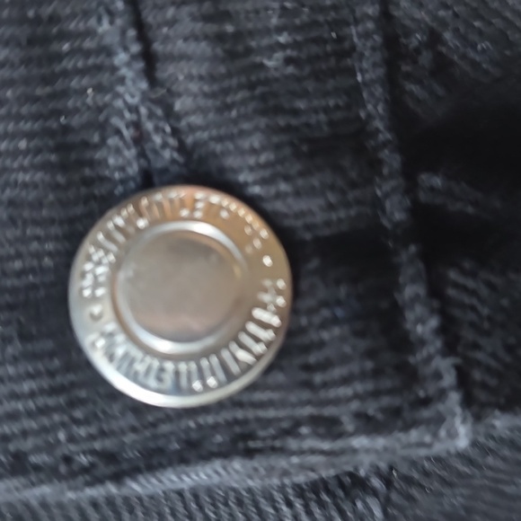 PrettyLittleThing black denim skirt fray hem 0 - Picture 4 of 8